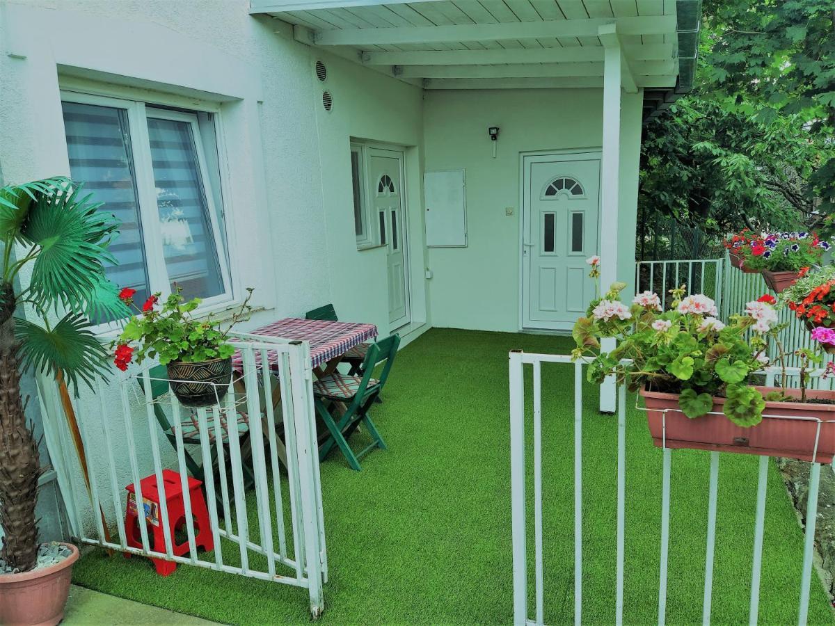 Dorsi Apartment Belgrade Luaran gambar