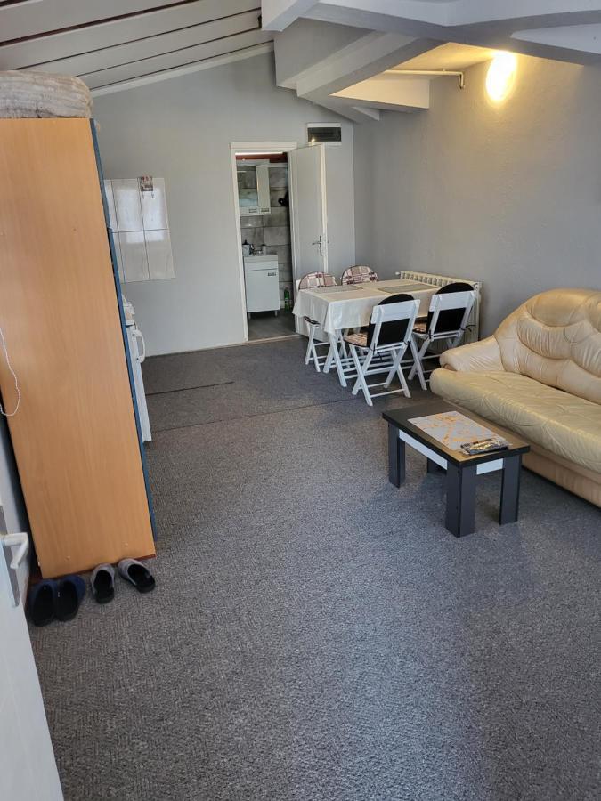 Dorsi Apartment Belgrade Luaran gambar
