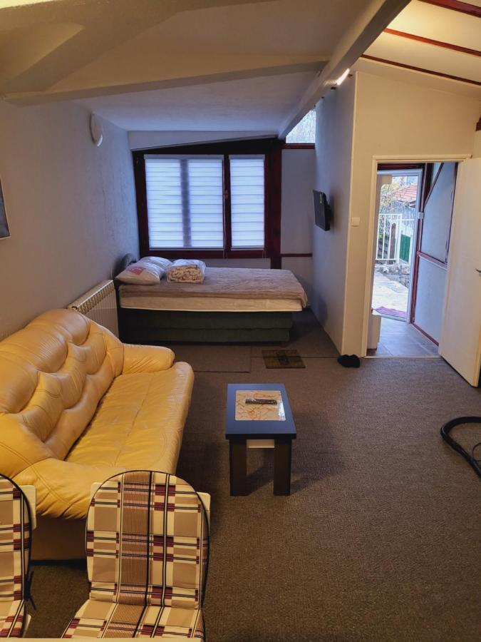 Dorsi Apartment Belgrade Luaran gambar